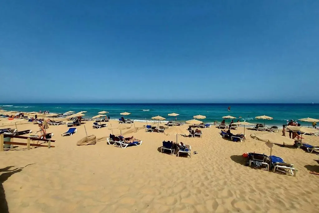 Amplio Apartamento En La Playa Del Esquinzo Jandia  Spain